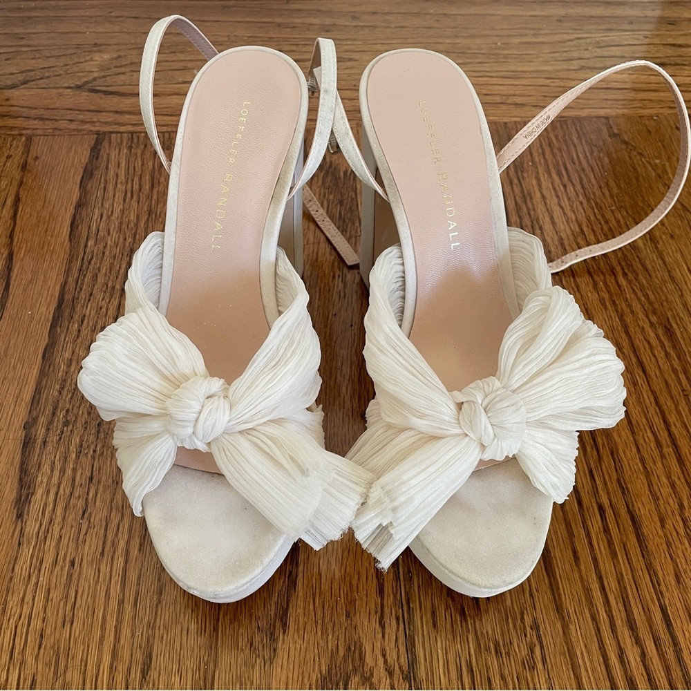 Loeffler Randall Natalia Pearl Platform Bow Heel Size 5.5